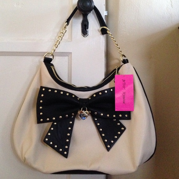 Betsey Johnson Handbags - A Hopeless Romantic Hobo🚫NO TRADES🚫