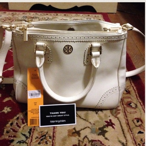 Tory Burch Handbags - Tory Burch Robinson Spectator Double Zip Tote