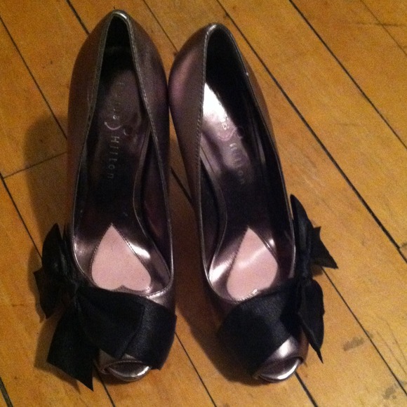 Beautiful Paris Hilton heels - Picture 1 of 4