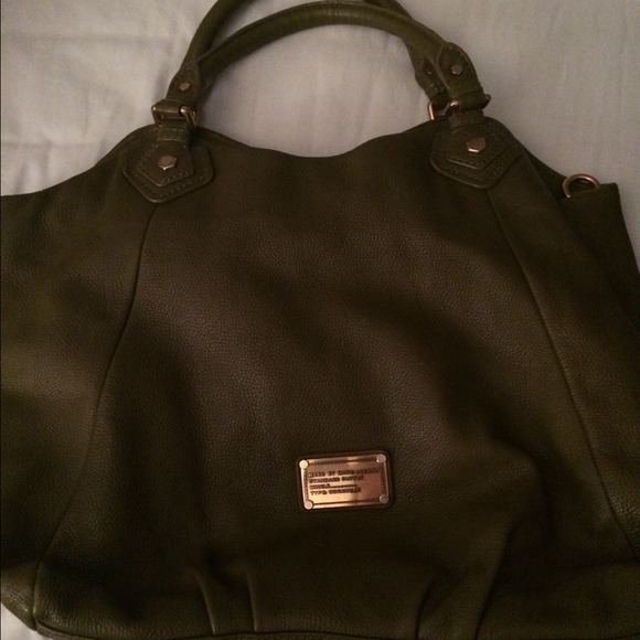 Olive leather oversized Marc Jacobs bag