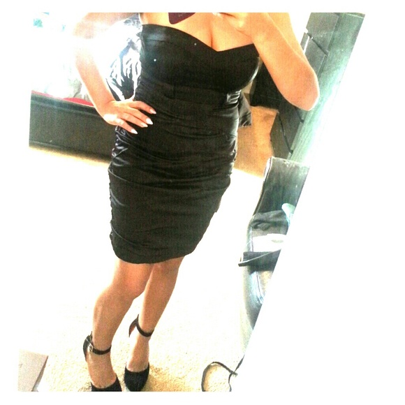 Strapless dress