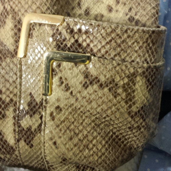 💕💕SOLD💕💕Michael Kors hobo bag - Picture 4 of 4