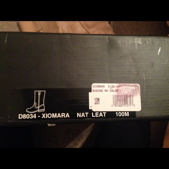 Mia Boots. - Picture 2 of 3