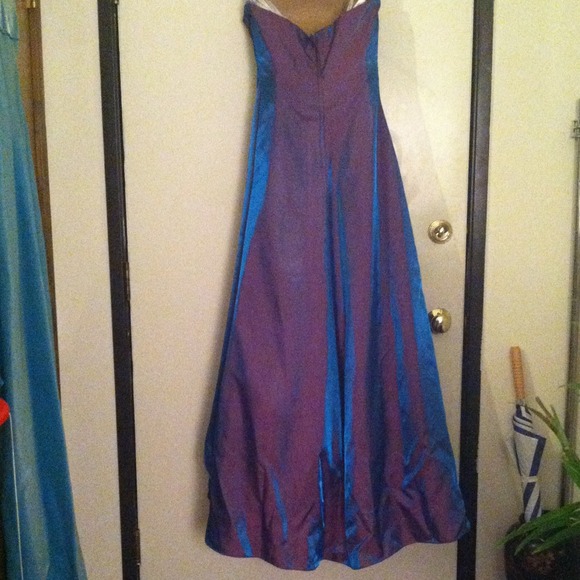 Prom Dress - Picture 4 of 4