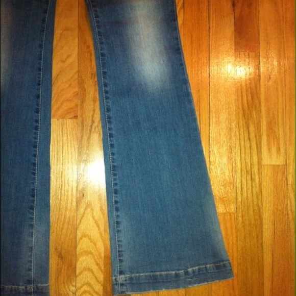 Brand New Sisley Wide Leg Jeans - Picture 3 of 4