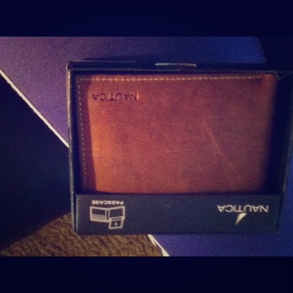 nautica Clutches & Wallets - Brand name Nautica wallet