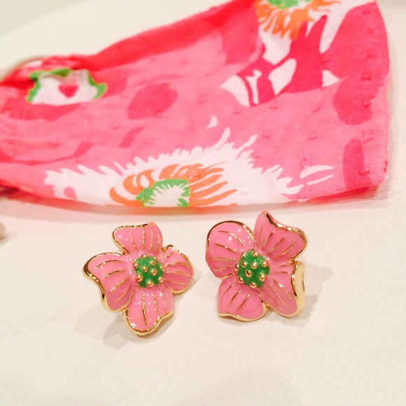 BUNDLE Lilly P earrings + Swarovski earrings