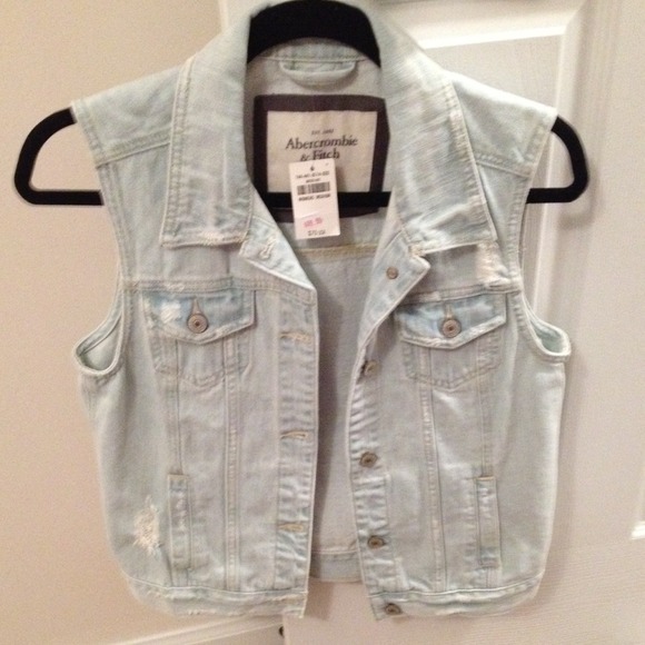 Abercrombie and Fitch light denim vest