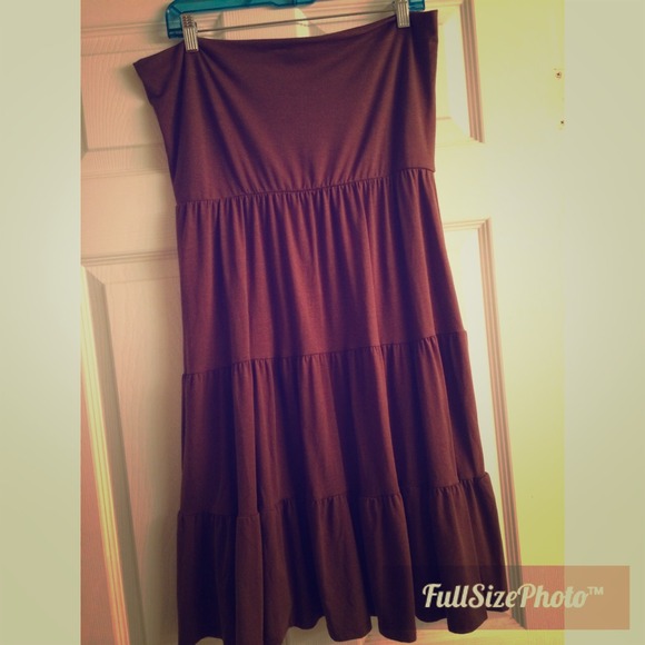🚫SOLD🚫 Gorgeous Bisou Bisou skirt