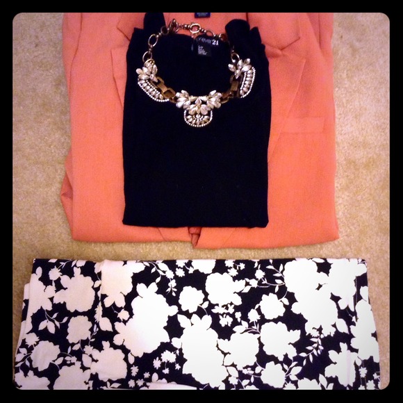 Bodycon Floral Skirt