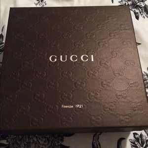 Gucci box