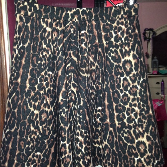 Cotton On skirt