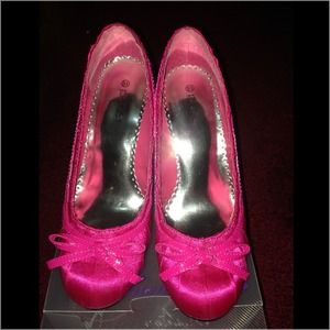 Pink Shoes!!!!