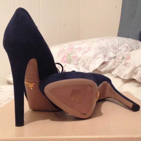 Prada Heels - Picture 2 of 5