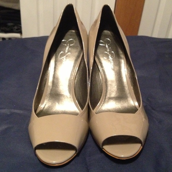 Jessica Simpson gray peep toe pump / heel - Picture 1 of 4