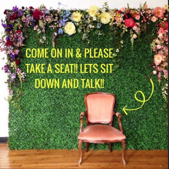 😱OH ME OH MY!! A place where you can talk!! 😉