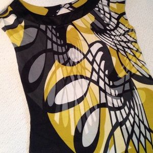 🎉HP🎉 Printed top from Express