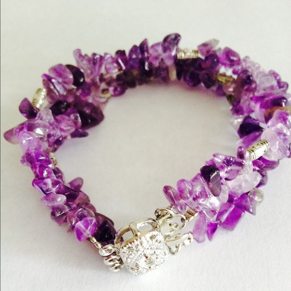 Natural amethyst bangle bracelet