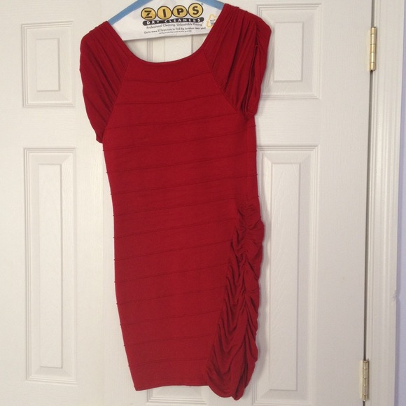 Dress - Picture 2 of 3