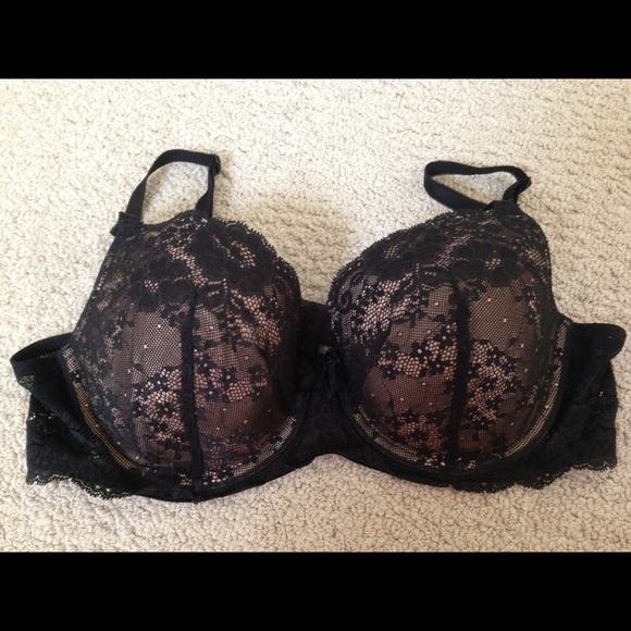Victoria's Secret Angels Demi 38C