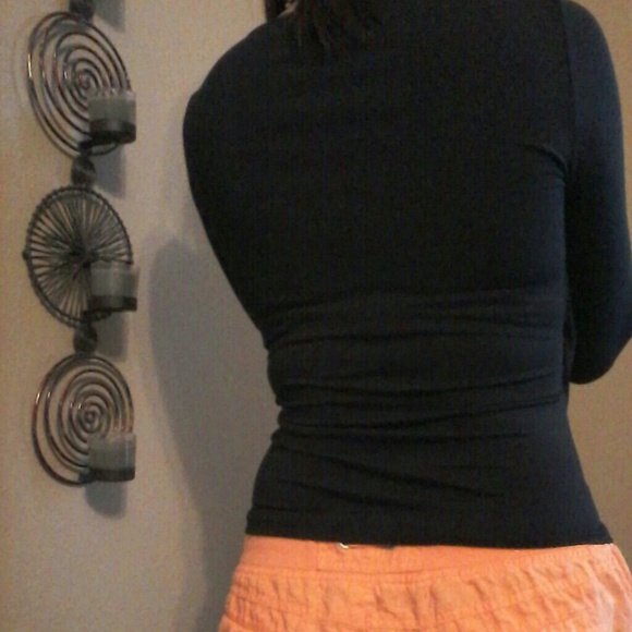 Top - Picture 2 of 3