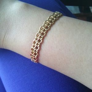 Stunning 14K solid gold bracelet!!