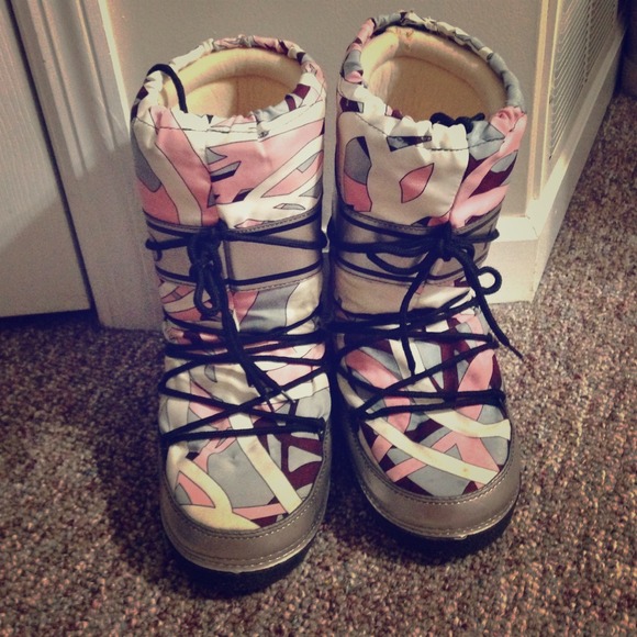 Emilio Pucci Boots - Snow Boots