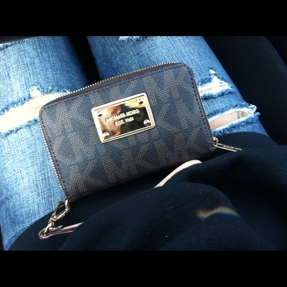Michael Kors wallet