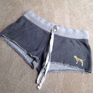 REDUCED ❤️ NWOT VS PINK Gray Shorts size Small