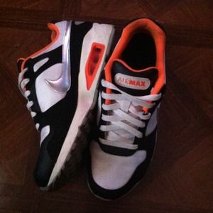 Nike Air Max size 9