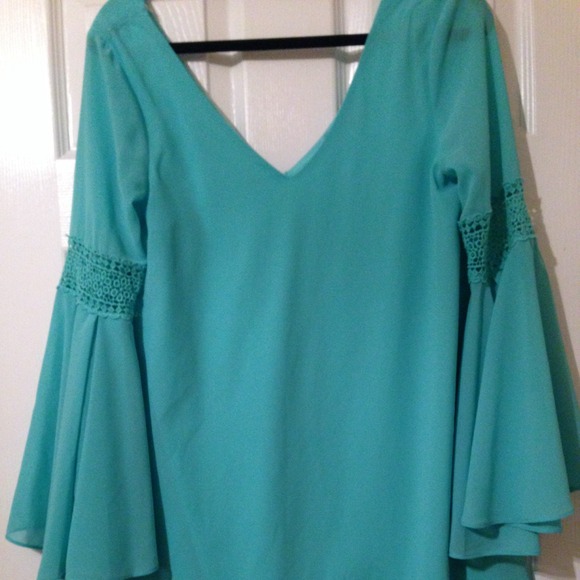 Dress - Picture 1 of 3