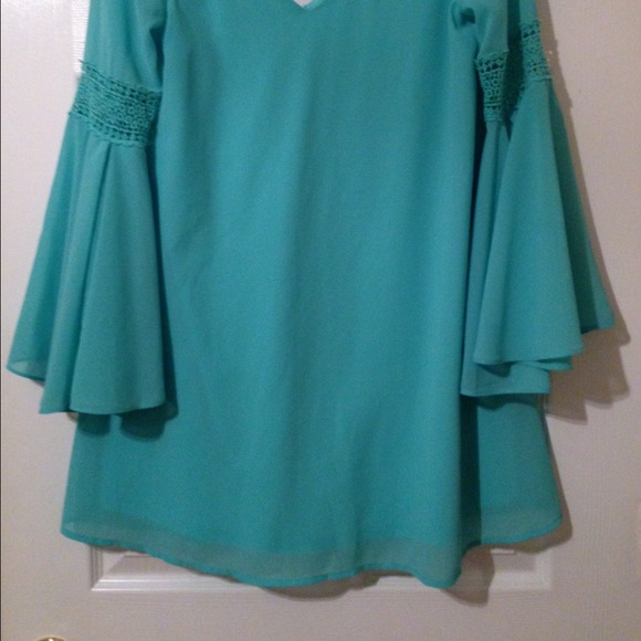 Dress - Picture 2 of 3