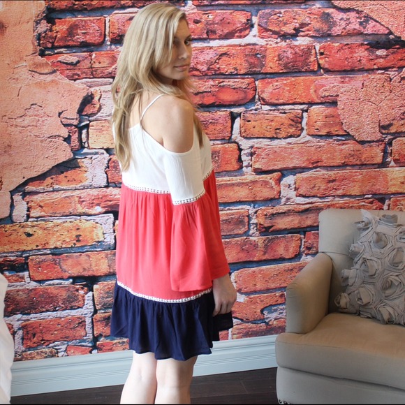 ⬇️New coral, navy and white colorblock dress - Picture 2 of 2