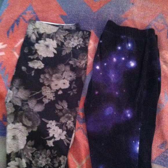 *sold* Leggings