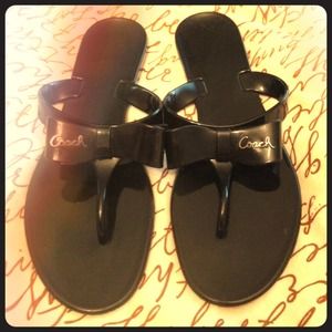 🎉PM Ed. Share🎉 Coach Black Jelly Bow Tie Sandals