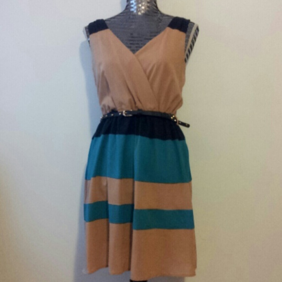 V neck multi color block dress