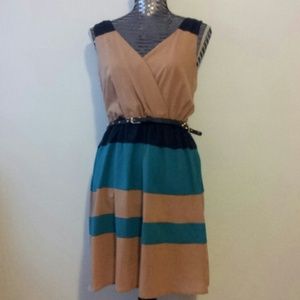 V neck multi color block dress