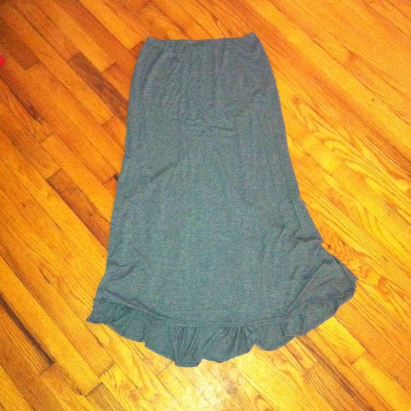 Gorgeous LNA slight mermaid tale maxi skirt (grey)