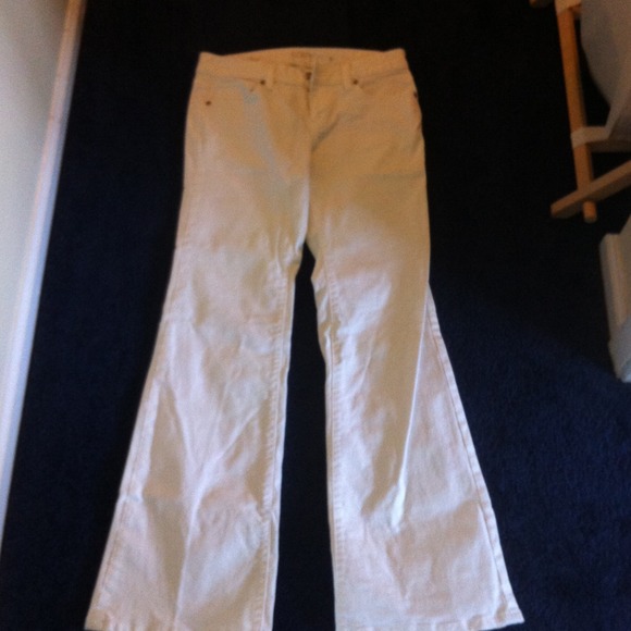 White Loft Jean! Only worn once! No stains.