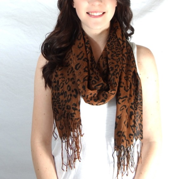 Brown and black cheetah print scarf