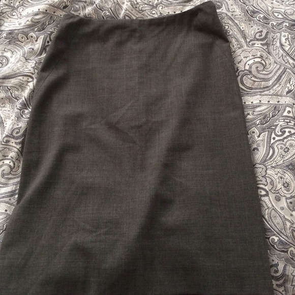J. Crew wool suiting pencil skirt in size 0