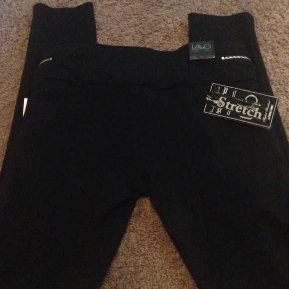 Sold in bundle 🚫 - Picture 3 of 3