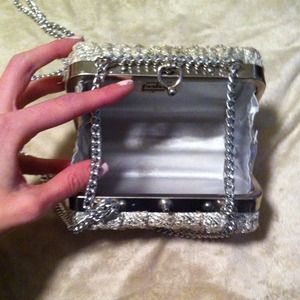 Vintage Bags - Stunning Vintage silver crossbody Vintage Bags - Stunning Vintage silver crossbody