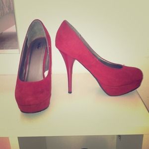 Red Heels! 👠👠