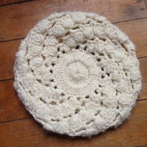 Super cute white/cream hat