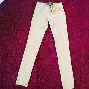 Size 0 skinny stretch khaki pant