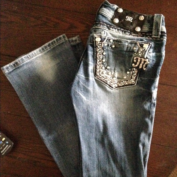❌SOLD❌Size 26 Miss Me Boot Cut Jeans