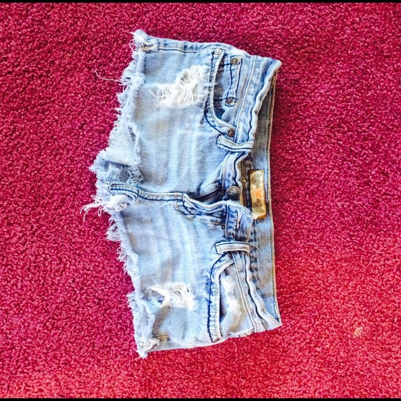 Size 0 short short