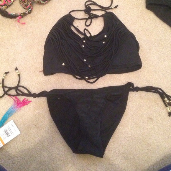 Brand new Victoria's Secret scrappy bikini set!