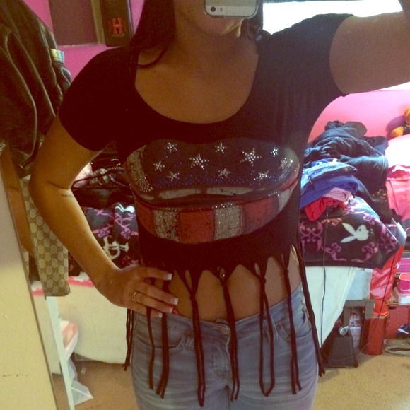 American flag lips shirt!